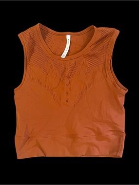 Athleta Ujjayi Crop Tank Top in Etruscan Red- Size S/M